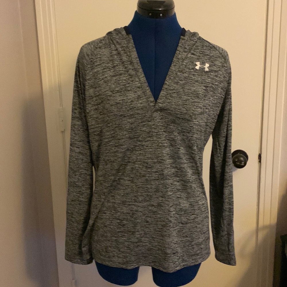 Under Armour long sleeve hooded top womens medium grey v neck running
